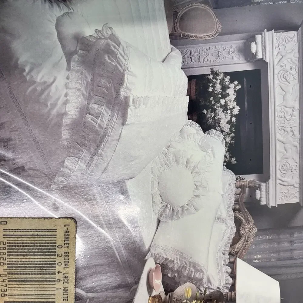 Laura Ashley 200 Cale Single White Twin Flat Sheet 